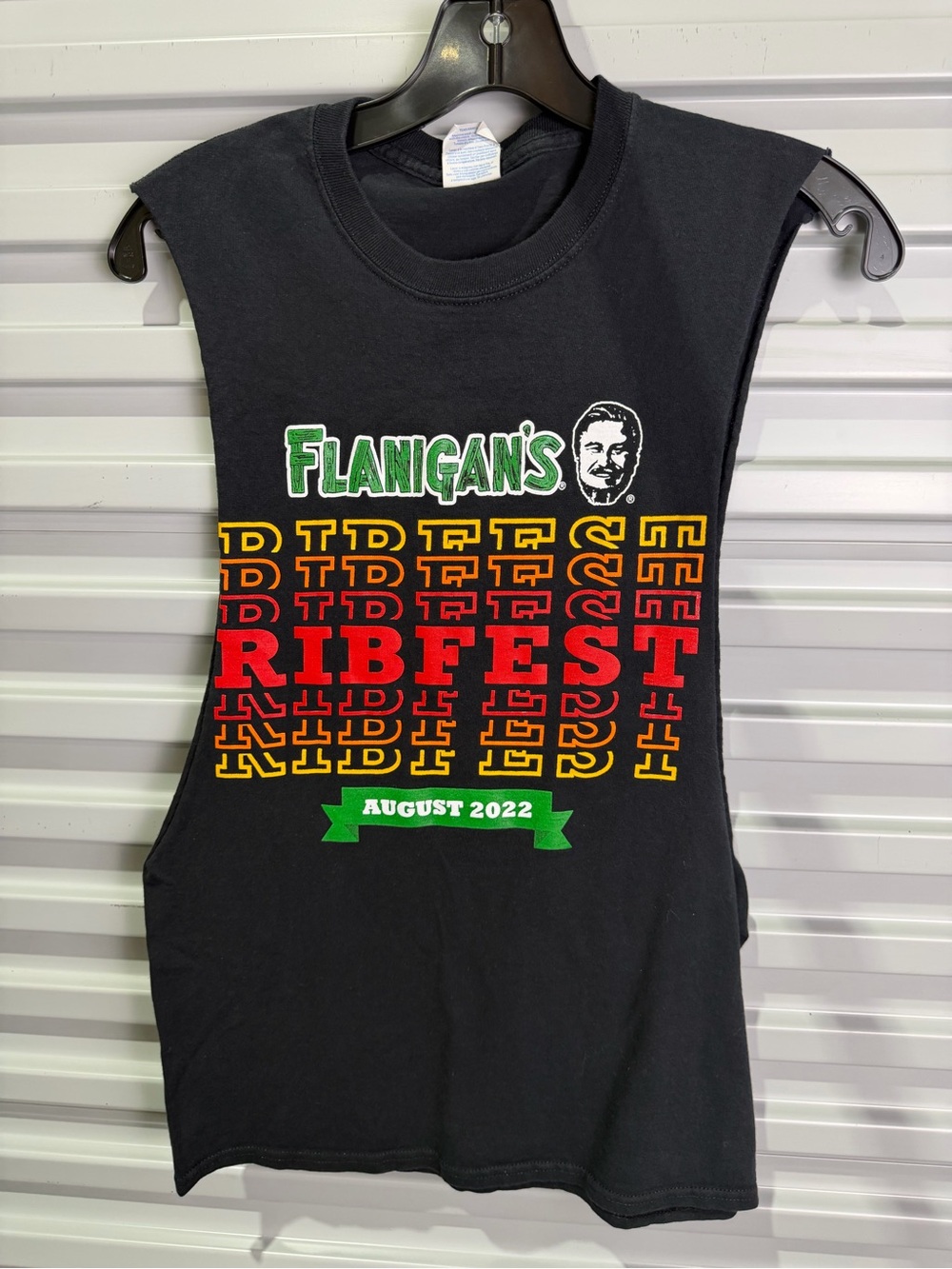 Flanigan’s Port and Company Black Ribfest Graphic Short Sleeve T  Small